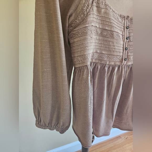 NWOT Lucky Brand embroidered blouse in rosewood - Picture 6 of 13